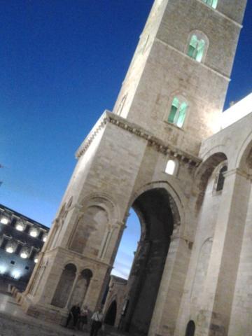Arco' B&B Trani Cattedrale Exterior photo